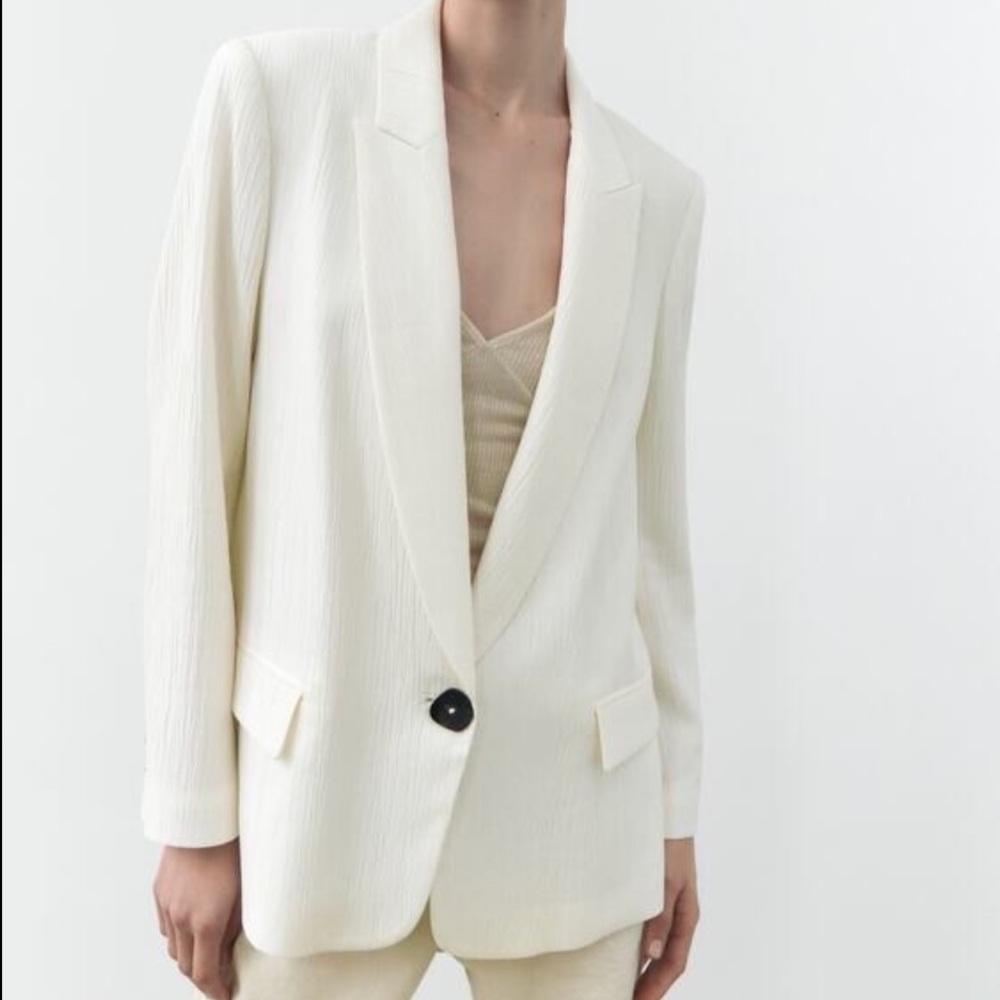ZARA Crinkled Look Relaxed Blazer with Shell Buttons